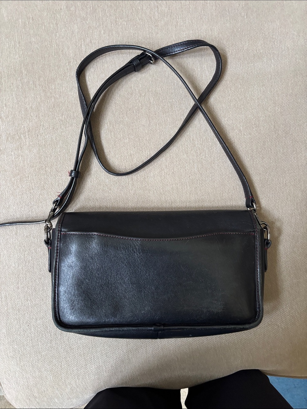 Coach Original Black Leather Turnlock Small Crossbody - Picture 7 of 14